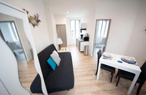 Saint-Quentin Apartment | IVOIRIA ! SUBLIME Studio HOME STAGING AU CENTRE VILLE !