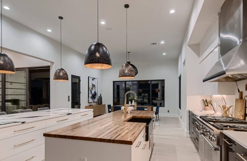 Northshore On Lake Travis Villa | Ivory Sun by AvantStay | Luxury Design + Pool