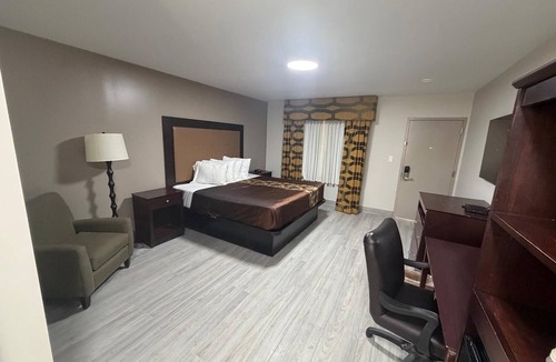 Green Brook Hotel | Ivory Tower Motor Inn