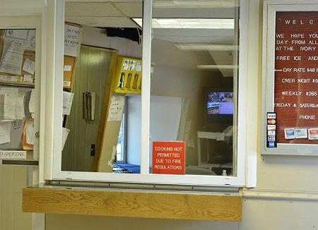 Green Brook Hotel | Ivory Tower Motor Inn Green Brook