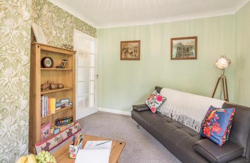 Alford House | Ivy Cottage