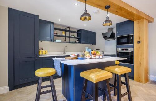 Silverdale House | Ivy Cottage