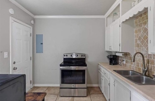 Central Oklahoma City House | Ivy Cottage Getawayn