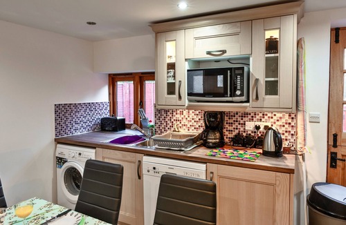 Bicton Cottage | Ivy Cottage, Great Houndbeare Farm