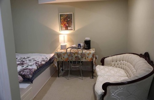 Glen Abbey Bed & Breakfast | Ivy Den