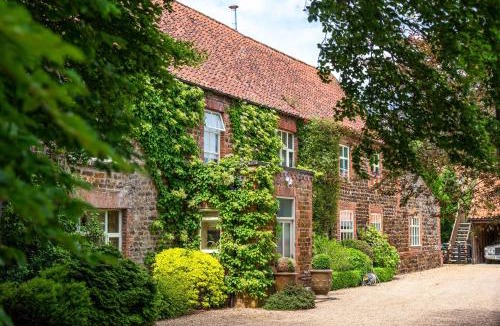 Grimston House | Ivy Farm