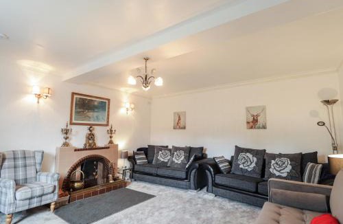 Kingussie House | Ivy House