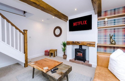 Chorlton-by-Backford House | Ivy House