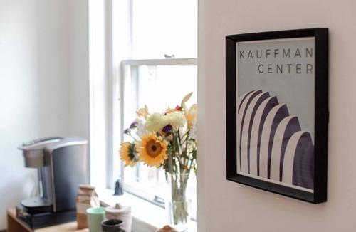 Hanover Place Apartment | Ivy House | Midtown | First Floor