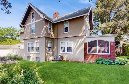 Saugatuck Cabin | Ivy Manor