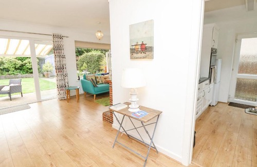 Highcliffe-on-Sea House | Ivys Place