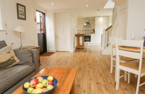 Ottery St Mary House | Ixworth Cottage