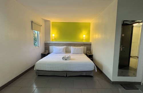 Baranangsiang Hotel | IZI Hotels