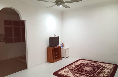 Pasir Mas House | Izzah Homestay