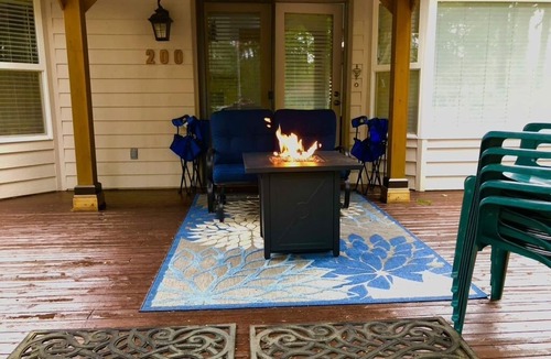 Shelton House | J and J Fairway View, Beautiful golf course