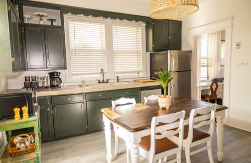 Central Gardens House | J Birds' Bungalow