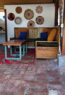 Sumbawa Barat Villa | J home stay