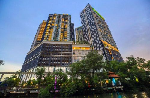 Bunga Paya Pantai Apartment | J Lodge Residences @ Malacca River