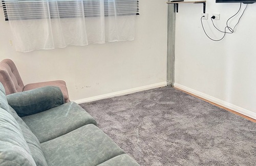 Horsham House | J & M's Place