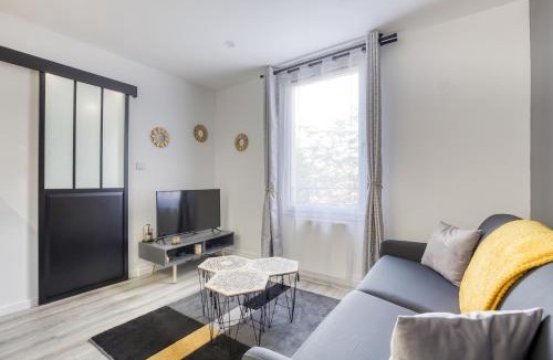 Magny-le-Hongre Apartment | J-Mo Home - Magny - Moderne et chaleureux