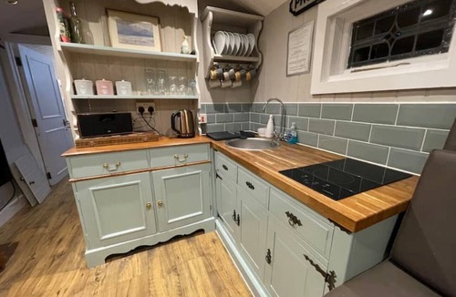 Lytchett Matravers House | Jabba the Hut