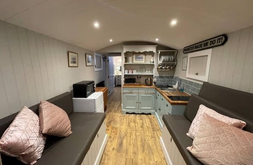 Lytchett Matravers House | Jabba the Hut