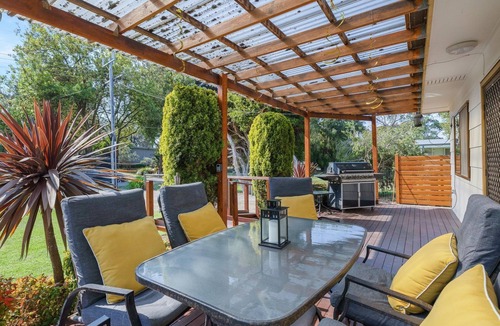 Silverleaves House | Jacaranda Cottage at the Beach