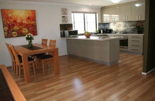 Evanston Park House | Jacaranda Homestay