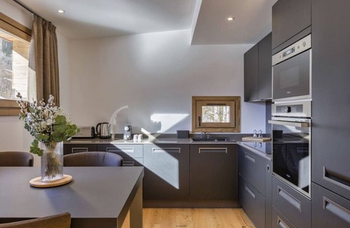 Chamonix City Centre Apartment | Jacaranda4 · Sublime 6pax 80m2 | Vue MtBlanc | Central |Parking