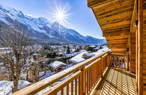 Chamonix City Centre Apartment | Jacaranda4 · Sublime 6pax 80m2 | Vue MtBlanc | Central |Parking