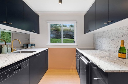 Terrigal Apartment | JACK AND JILLS #107 | Accom Holidays