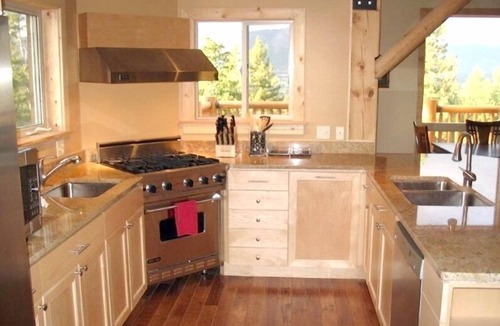 Cle Elum Cabin | Jack Pine Lodge: Beautiful New Log Home