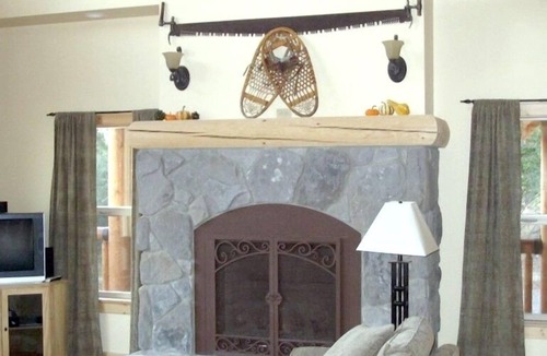 Cle Elum Cabin | Jack Pine Lodge: Beautiful New Log Home