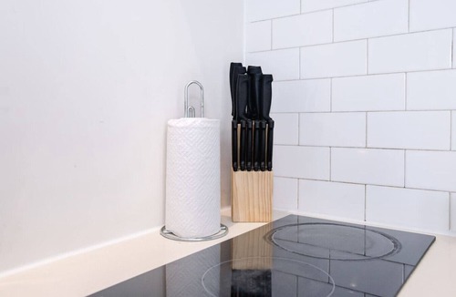 Chippendale Apartment | Jack's Central City Cozy Pad