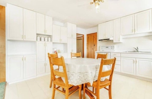 Golden Valley House | Jack's Lake Retreat - Perfect for multi-families!