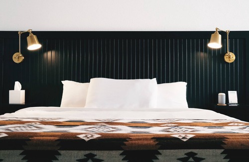 Pinedale Hotel | Jackalope Motor Lodge