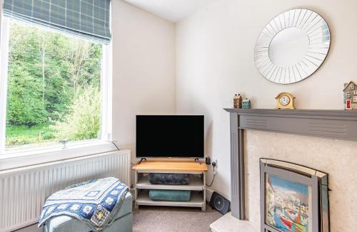 Knighton House | Jackdaw Cottage