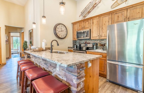 River Run Condo | Jackpine Lodge by Summit County Mountain Retreats