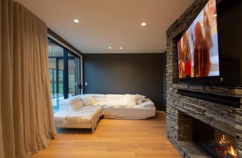 Jacks Point Villa | Jacks Point Rise by MajorDomo