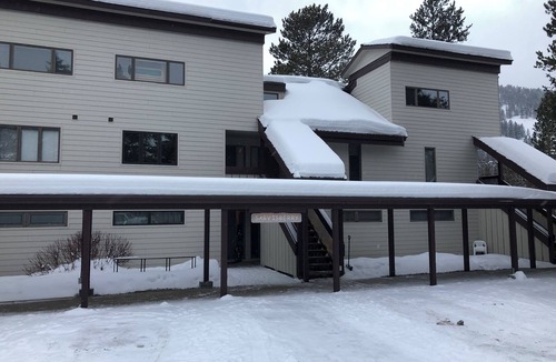 Moose Wilson Road Condo | Jackson Hole condo in the Aspens. A retreat close to Nat. Parks & JHMR, King Bed