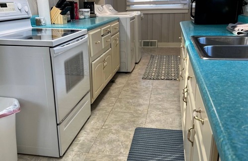 Litchfield House | Jackson House; Pets Welcome
