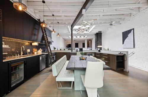 Old Market Apartment | Jackson Rooftop Loft by the Bars