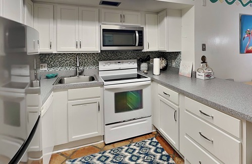 Jacksonville Beach Condo | Jacksonville Beachdrifter by Distinctive Beach Rentals