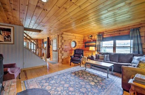 Jacksonville House | Jacksonville Cabin w/Wraparound Deck & Views