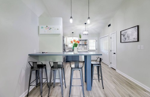 Jacksonville House | Jacksonville Retreat w/Yard ~ 16 Mi to Beach