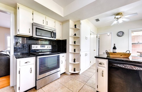 Hollyford House | Jacksonville Vacation Home w/Trout River Access