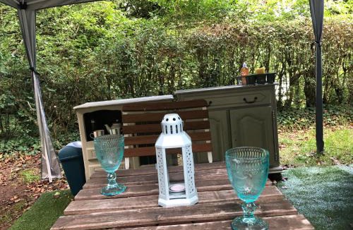 Commana Other | Jacobs Hideaway