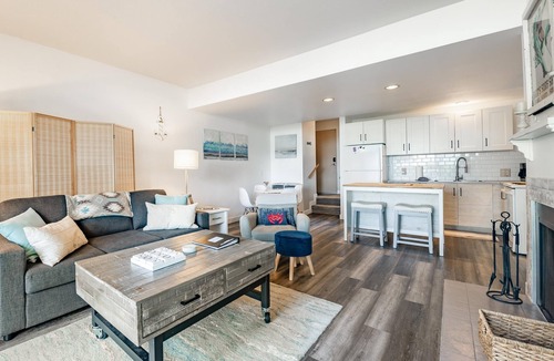 Birch Bay Condo | Jacobs Landing 207 View 1 Bedroom Condo