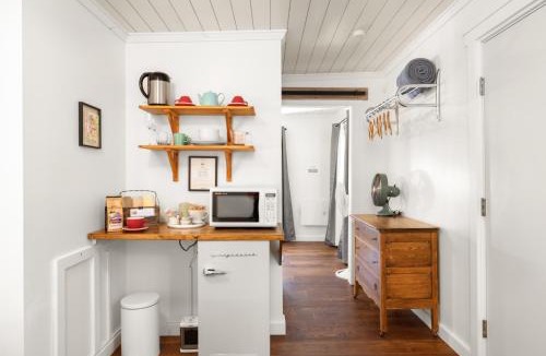 East Glacier Park Village Hotel | Jacobson's Cottages