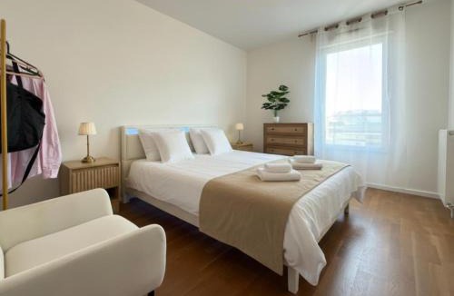 Bezons Apartment | Jacquard - Tout confort - Fibre - 5min du Tramway #SirDest